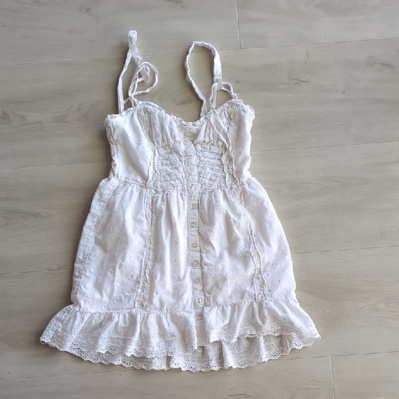 Urban Outfitters Dresses & Skirts - Urban Outfitters White Knit Top with Multicolor Woven Tag